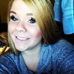 Meet your Posher, Kelsie